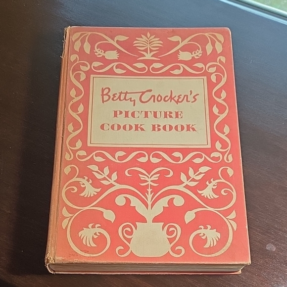 1950 BETTY CROCKER'S PICTURE COOK BOOK FIRST EDITION SECOND PRINTING - Picture 1 of 12